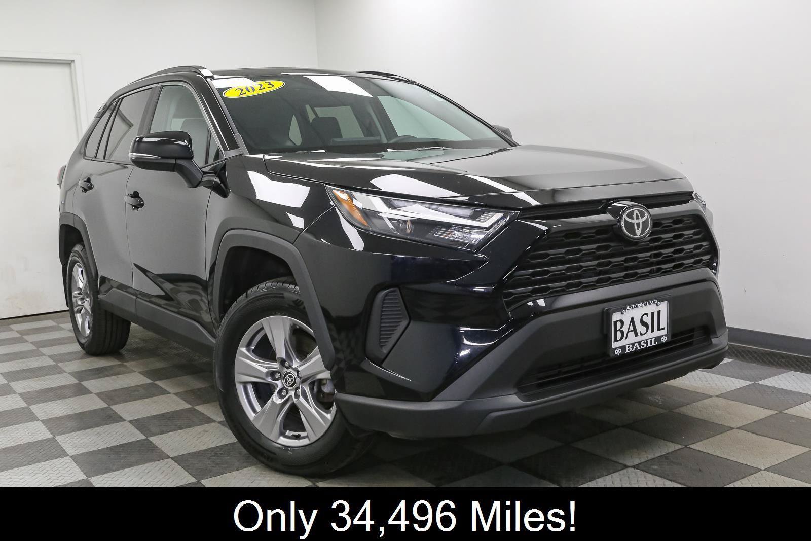 Used 2023 Toyota RAV4 XLE w/ Convenience Package AWD/4WD image 2