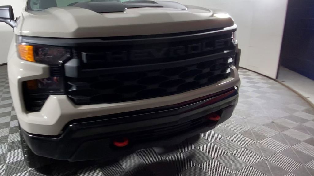 New 2026 Chevrolet Silverado 1500 Custom Trail Boss w/ LPO, Dark Essentials Package image 5