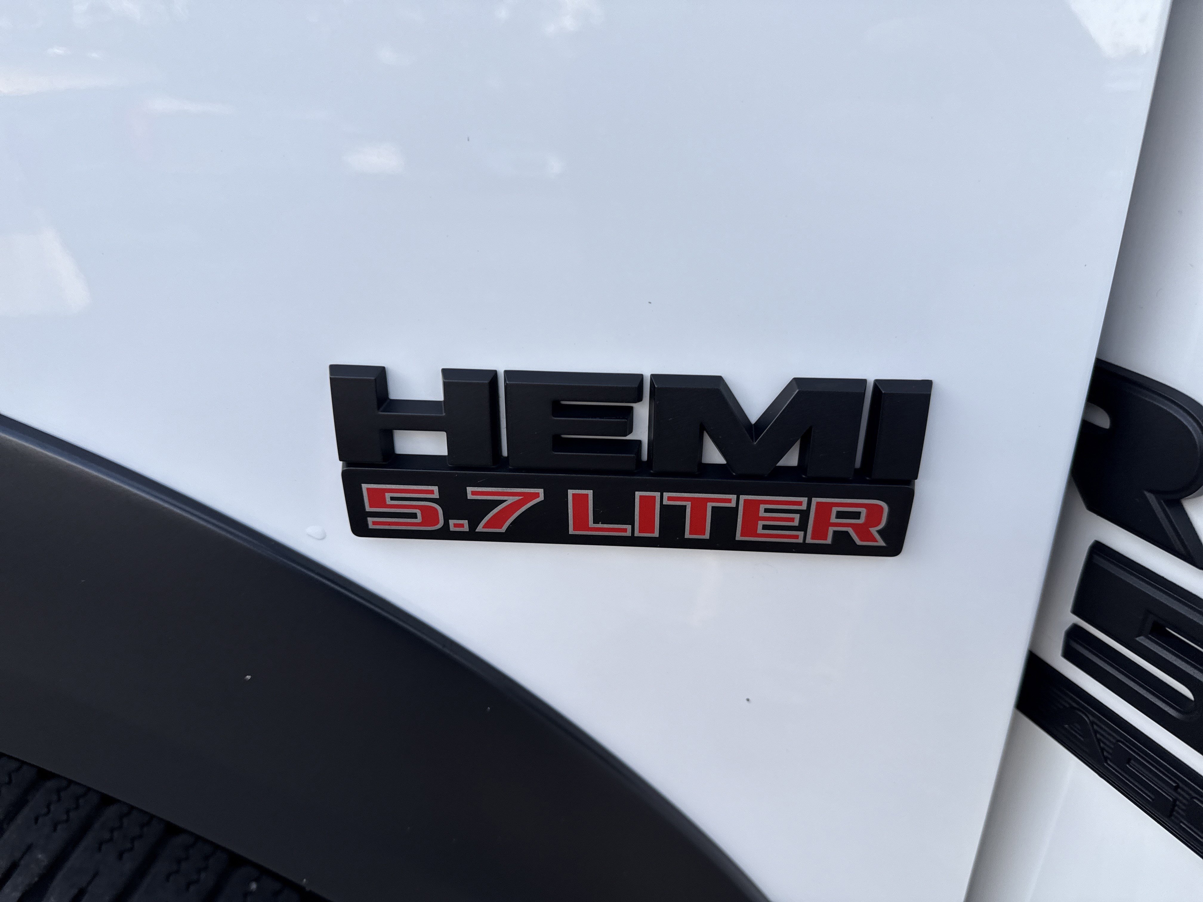 Used 2021 RAM 1500 Classic Warlock w/ Trailer & Traction Group image 13