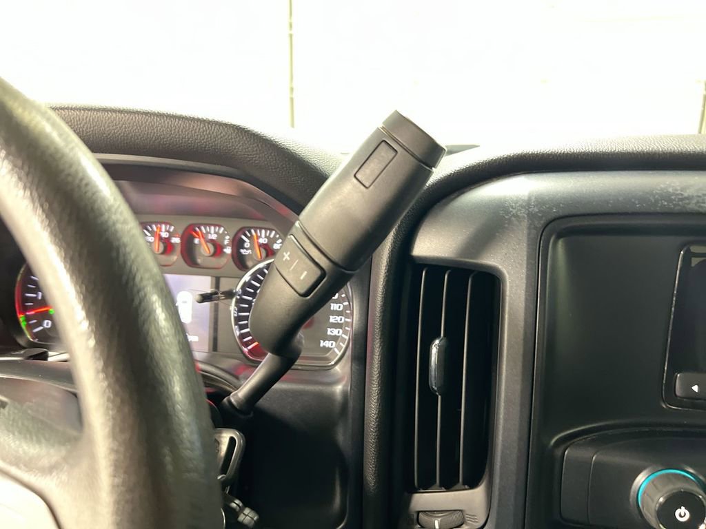 Used 2015 Chevrolet Silverado 3500 W/T w/ WT Convenience Package AWD/4WD image 11