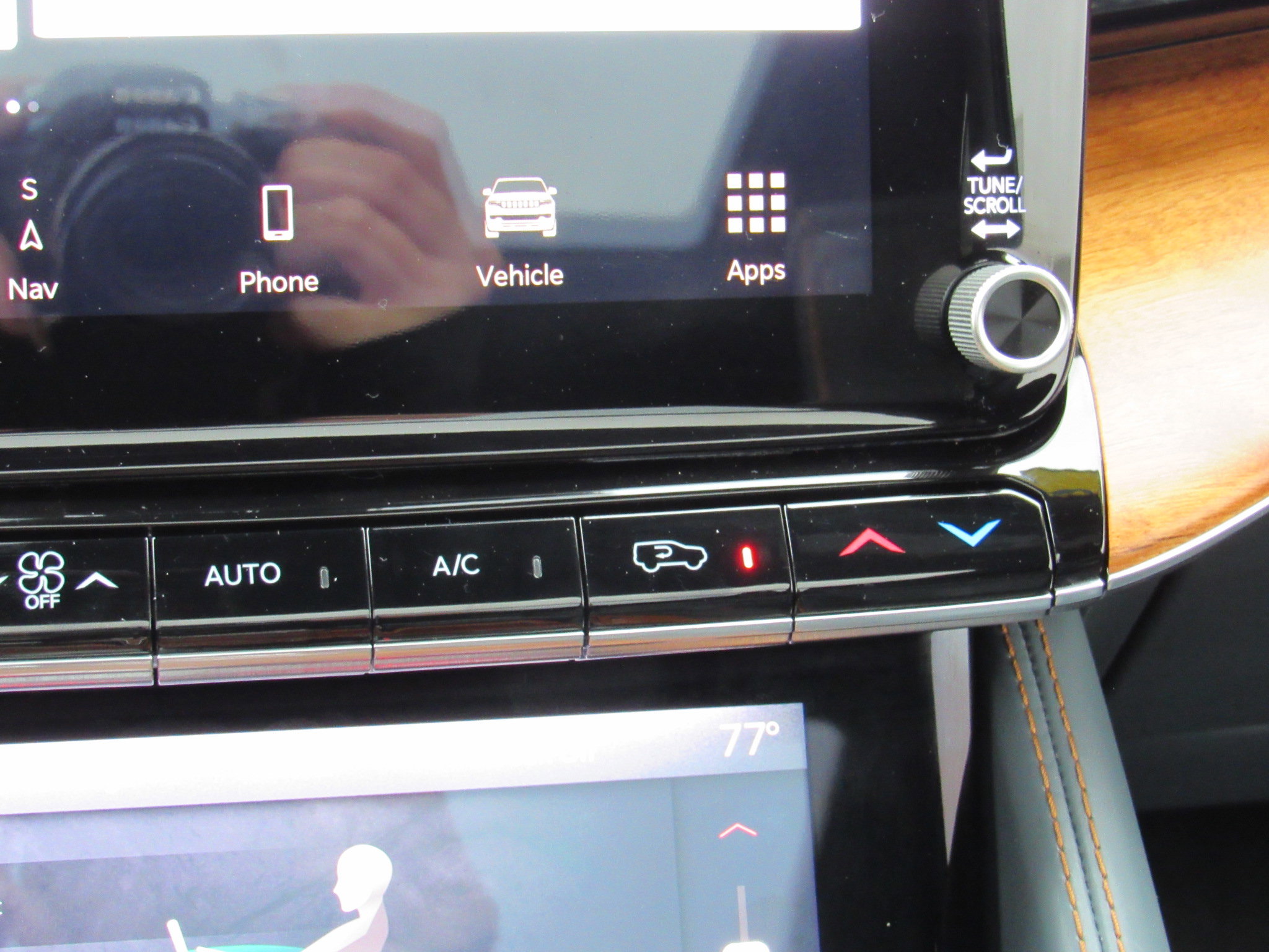 Used 2022 Jeep Grand Wagoneer Series II image 24