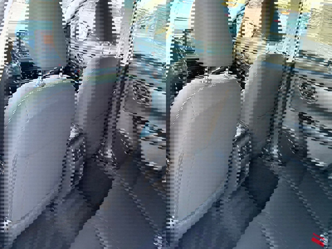 Certified 2025 Nissan Rogue S image 33