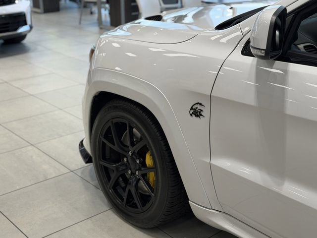 Used 2018 Jeep Grand Cherokee Trackhawk AWD/4WD image 9