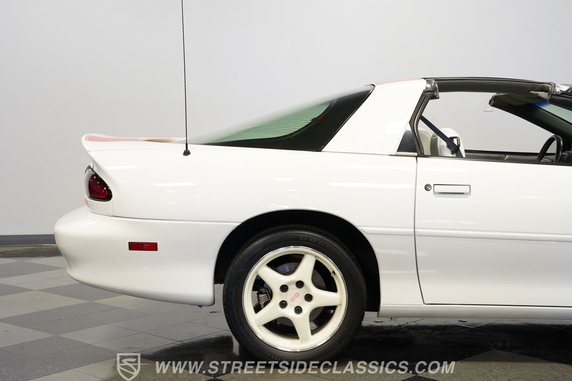 Used 1997 Chevrolet Camaro SS w/ SS Alteration Pkg RWD image 30