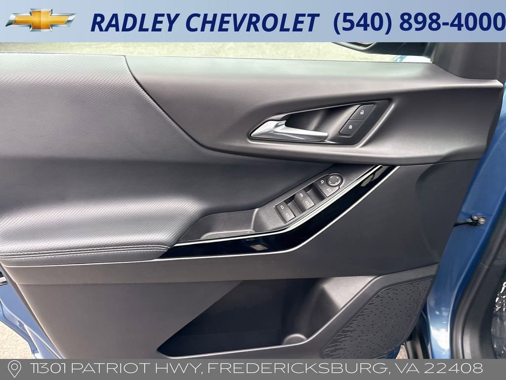 Used 2026 Chevrolet Equinox LT AWD/4WD image 5