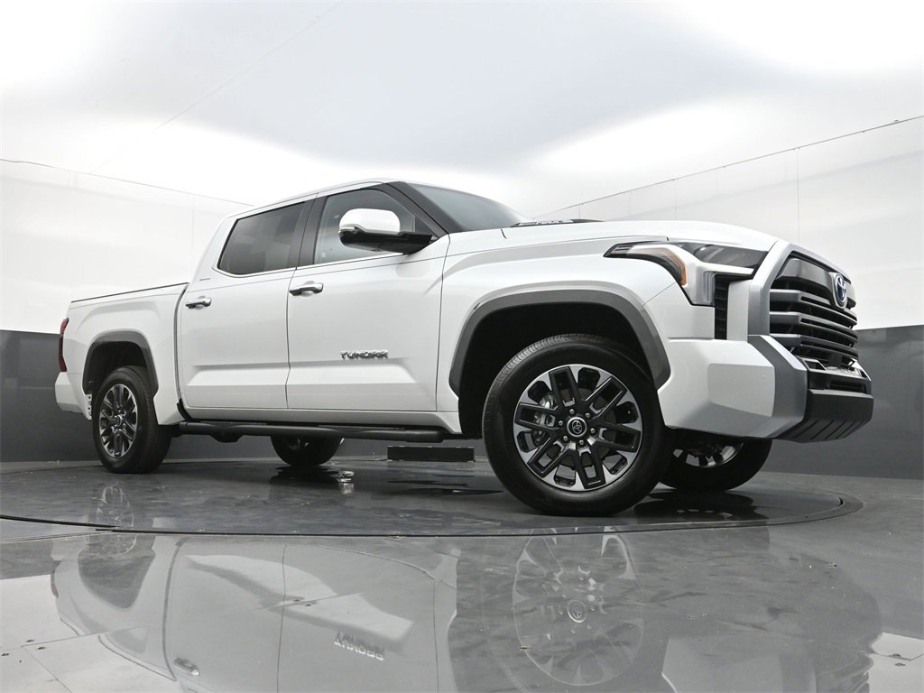 Used 2024 Toyota Tundra Limited image 27