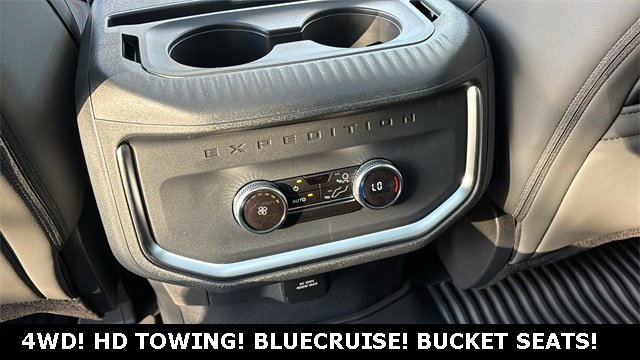 New 2025 Ford Expedition Active image 26