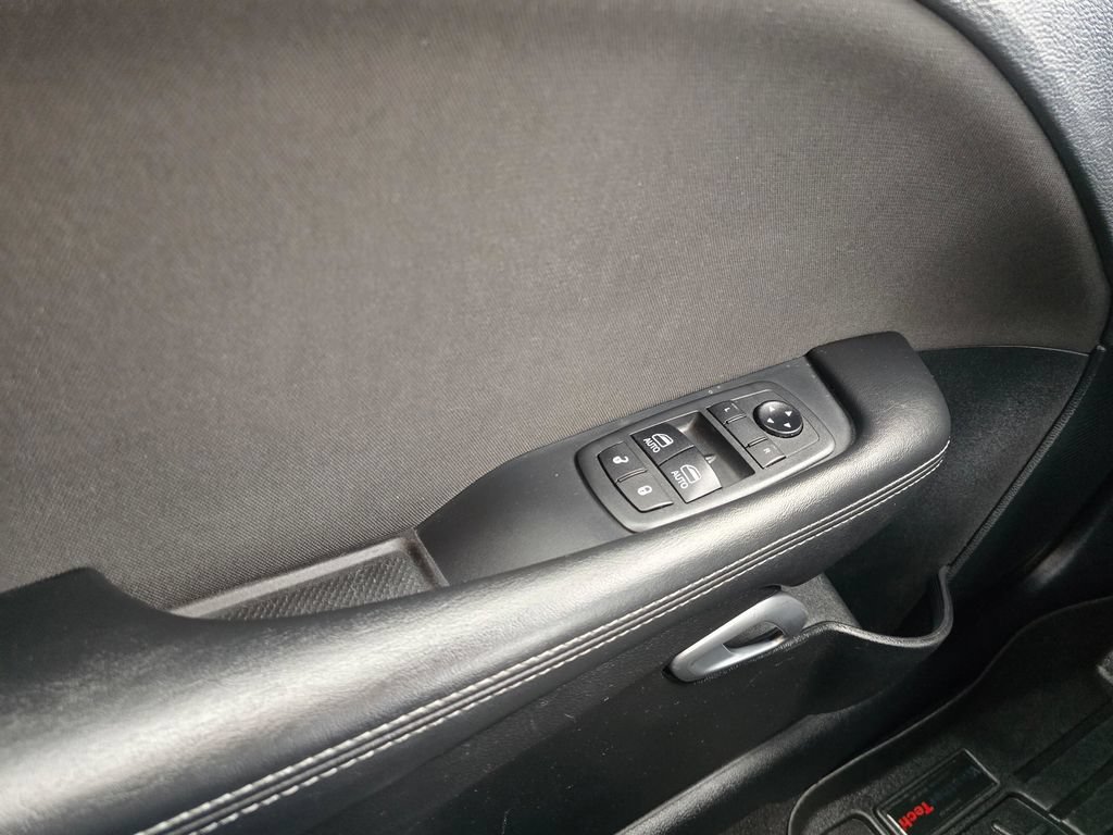 Used 2021 Dodge Challenger R/T RWD image 29