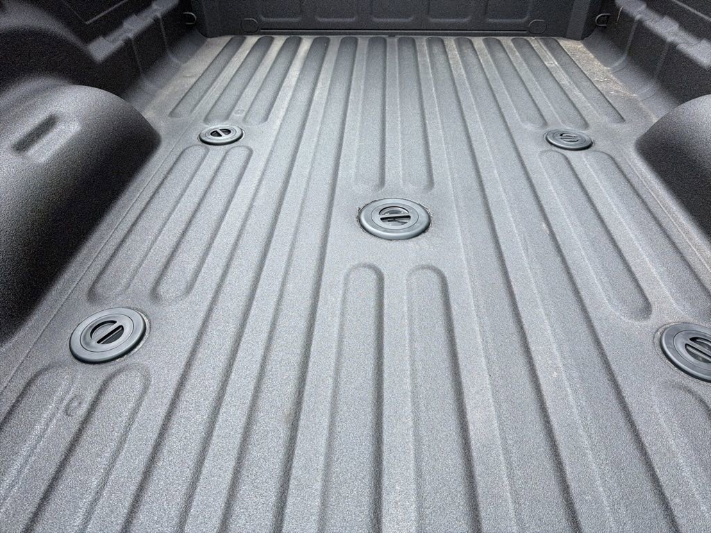 New 2026 RAM 3500 Laramie AWD/4WD image 9