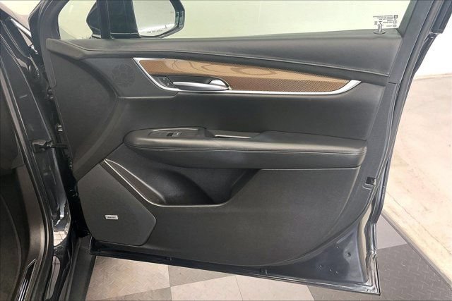 Used 2019 Cadillac XT5 Platinum AWD/4WD image 26