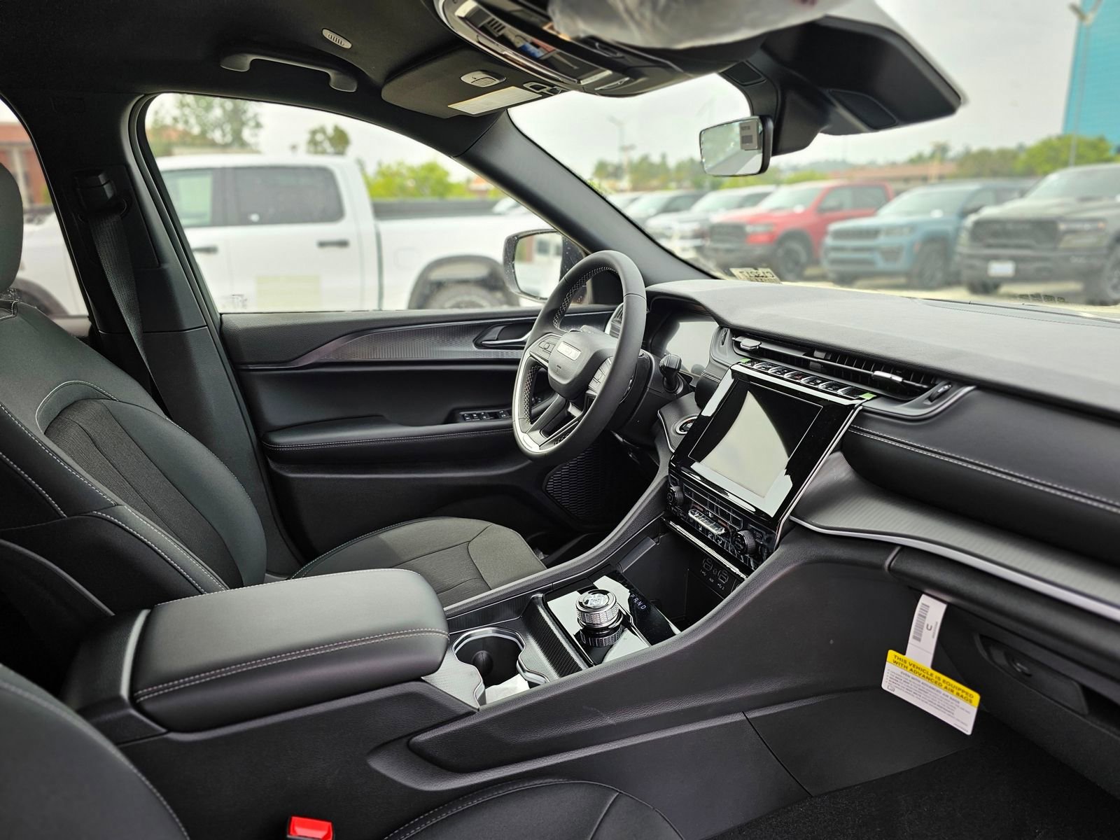 New 2026 Jeep Grand Cherokee Laredo RWD image 27