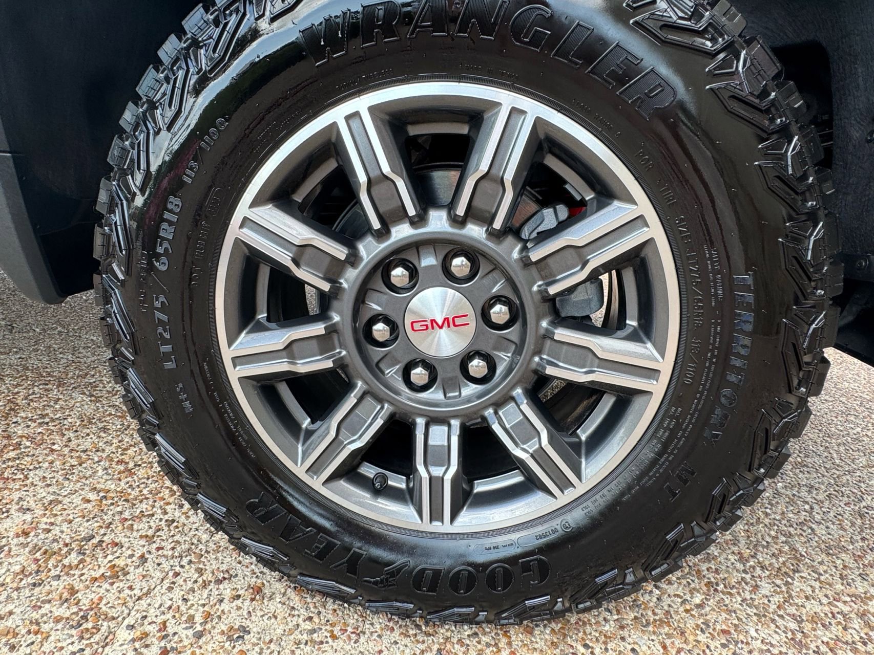 Used 2024 GMC Sierra 1500 AT4 w/ AT4 Premium Package image 37