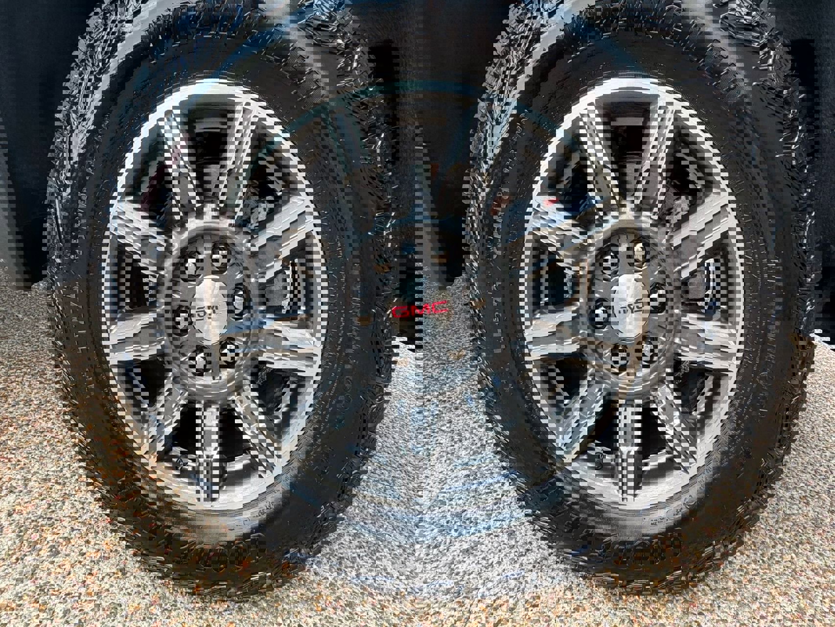 Used 2024 GMC Sierra 1500 AT4 w/ AT4 Premium Package image 37