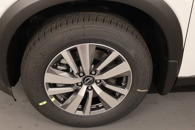 New 2026 Nissan Pathfinder SL image 7