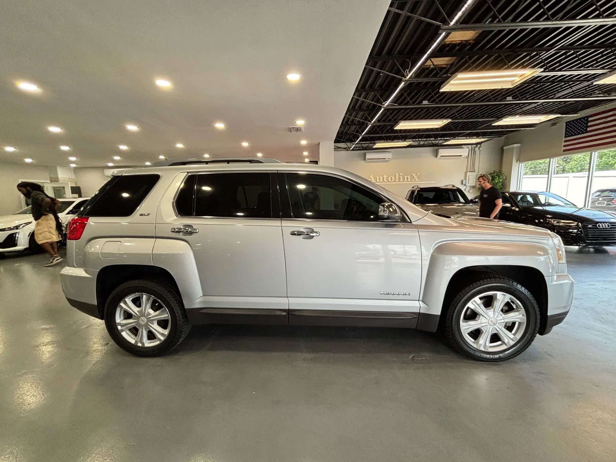 Used 2016 GMC Terrain SLT w/ Open Road Package image 8