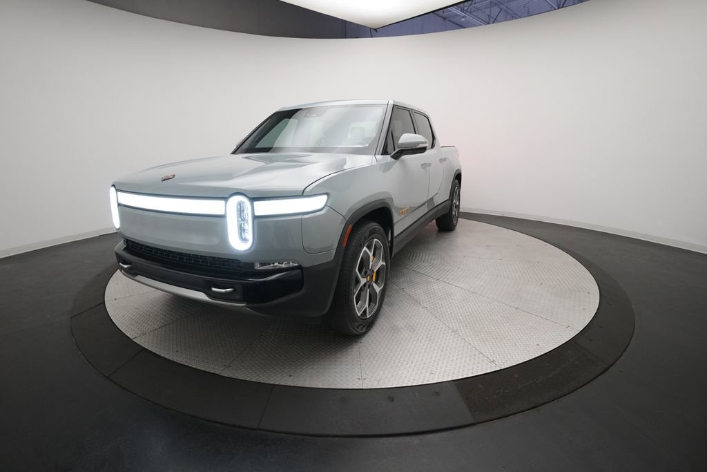 Used 2022 Rivian R1T Adventure image 2