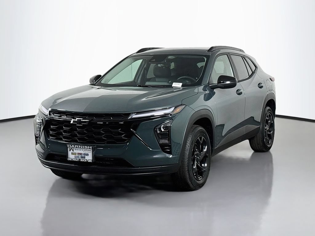 New 2026 Chevrolet Trax LT w/ Driver Confidence Package FWD image 3