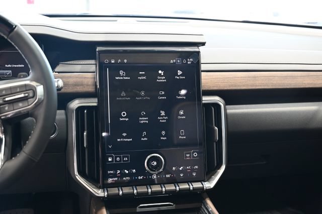 New 2026 GMC Acadia Denali Ultimate w/ LPO, Floor Liner Package AWD/4WD image 15