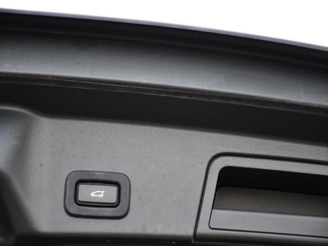 Used 2020 Land Rover Range Rover Evoque R-Dynamic HSE image 23