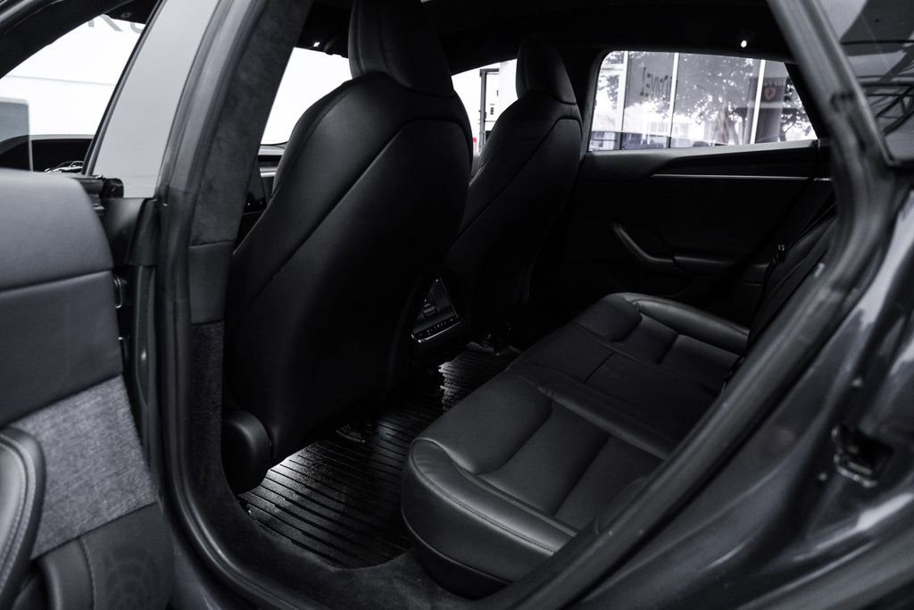 Used 2023 Tesla Model S image 42