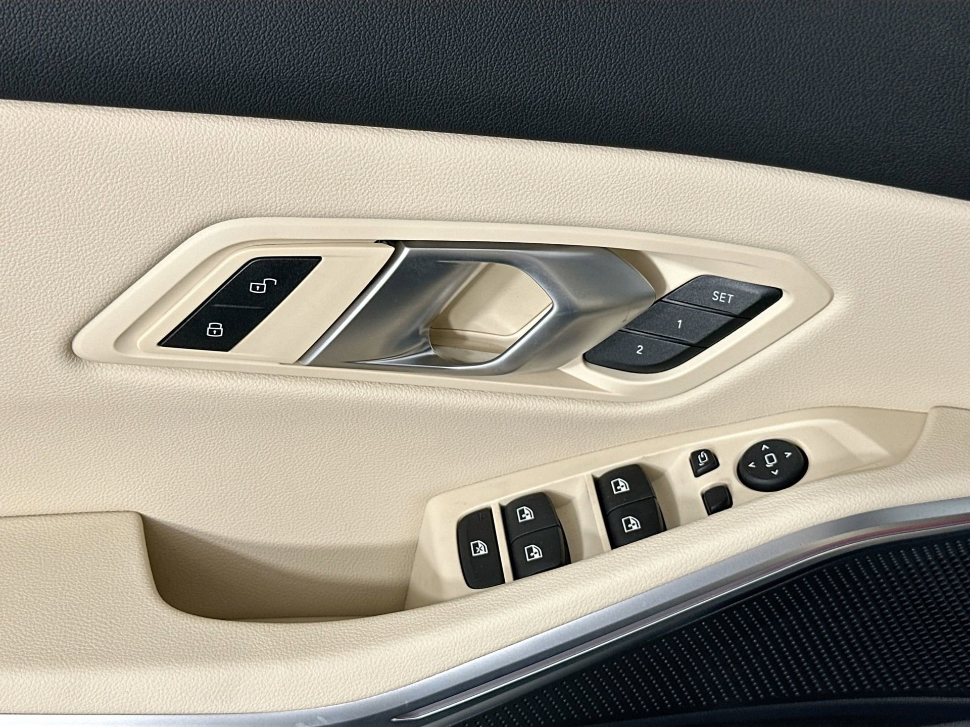 New 2026 BMW 330i xDrive Sedan w/ Premium Package image 17