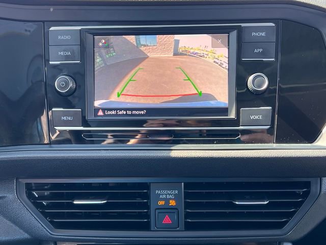 Used 2024 Volkswagen Jetta SE image 19