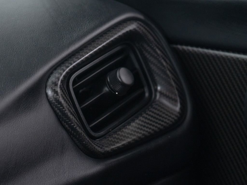 Used 2023 Aston Martin DBS Superleggera Volante image 44