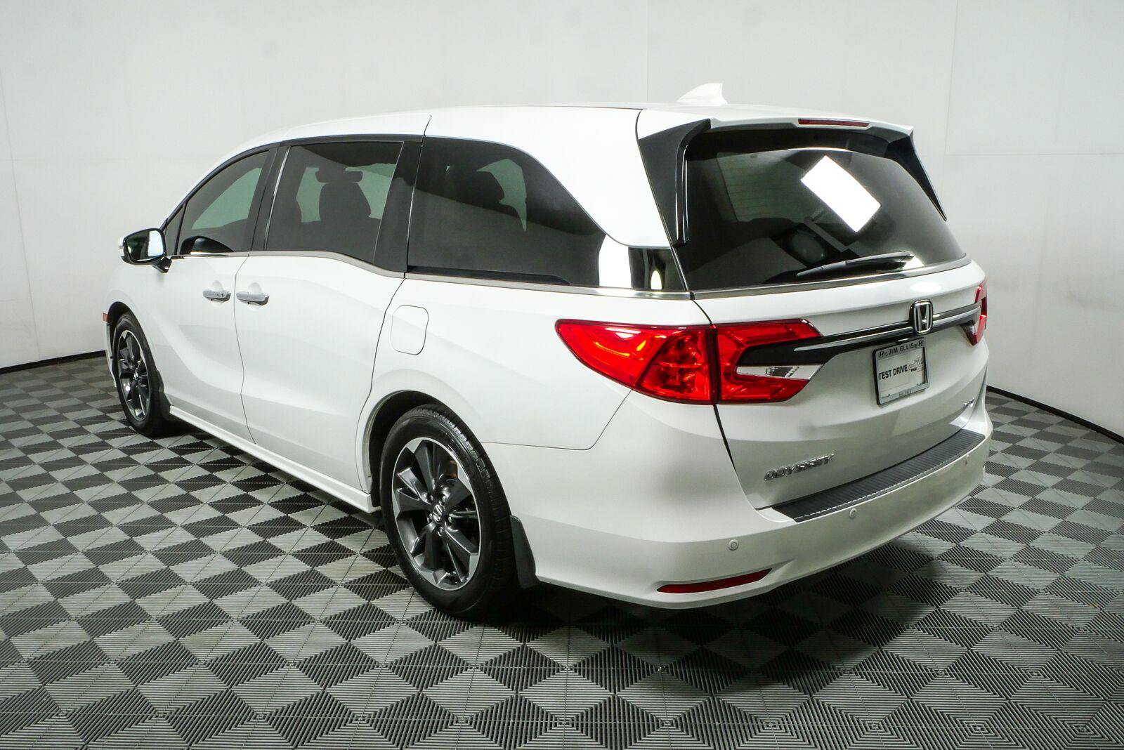 Used 2022 Honda Odyssey Elite image 30