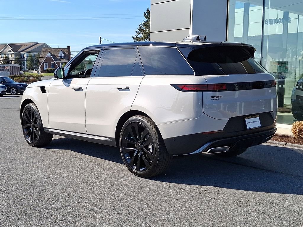 New 2026 Land Rover Range Rover Sport SE AWD/4WD image 4