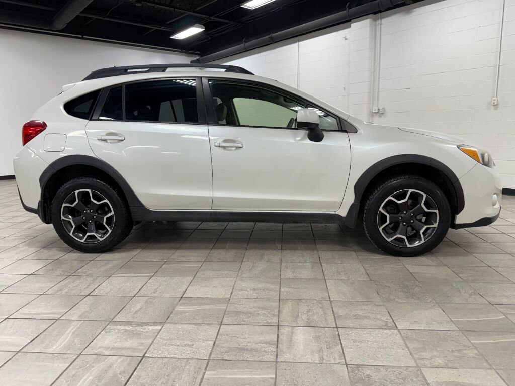 Used 2014 Subaru Crosstrek 2.0i Limited w/ Popular Package #2 image 8