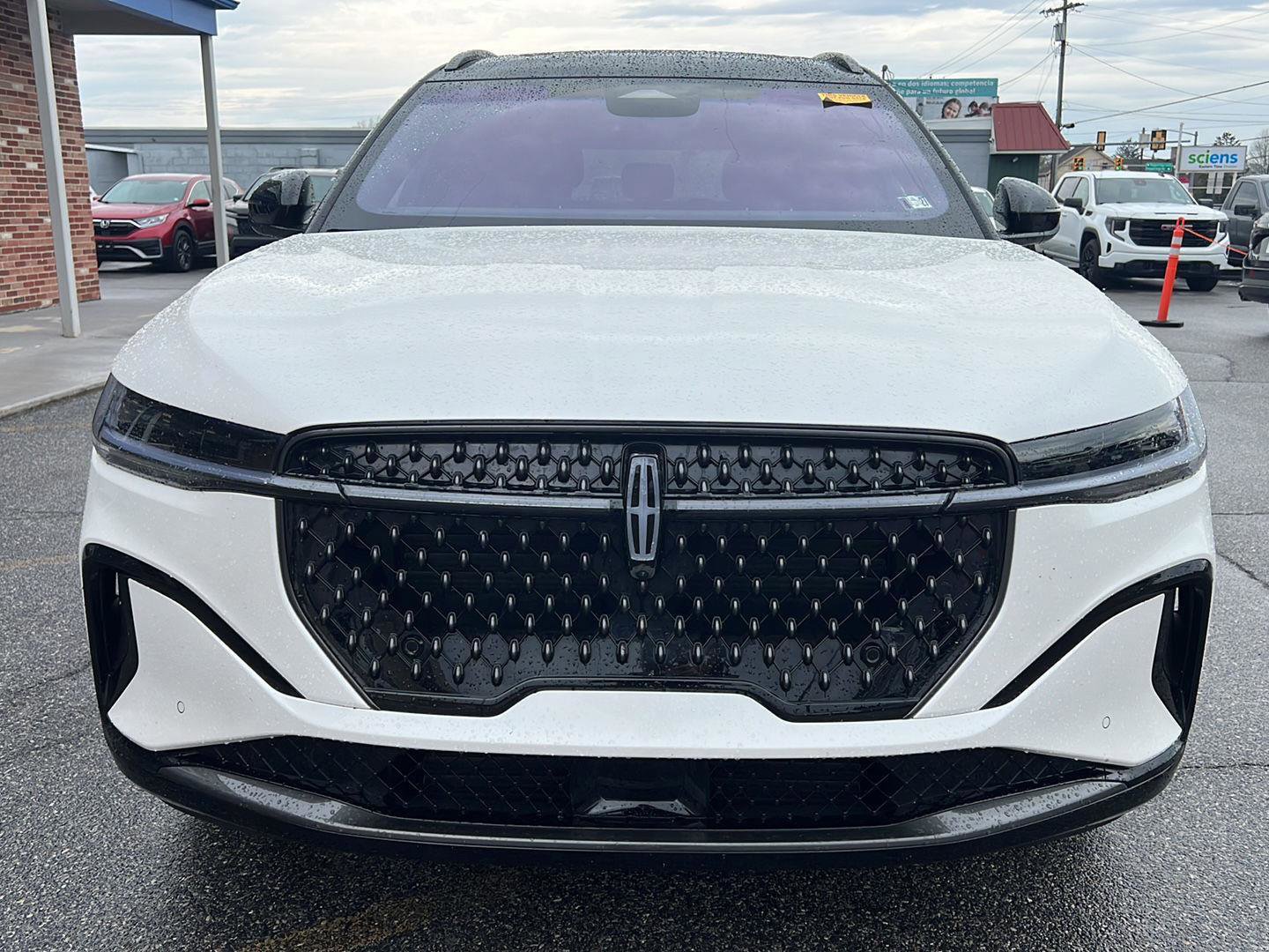 Used 2024 Lincoln Nautilus Reserve w/ Equipment Group 202A image 8