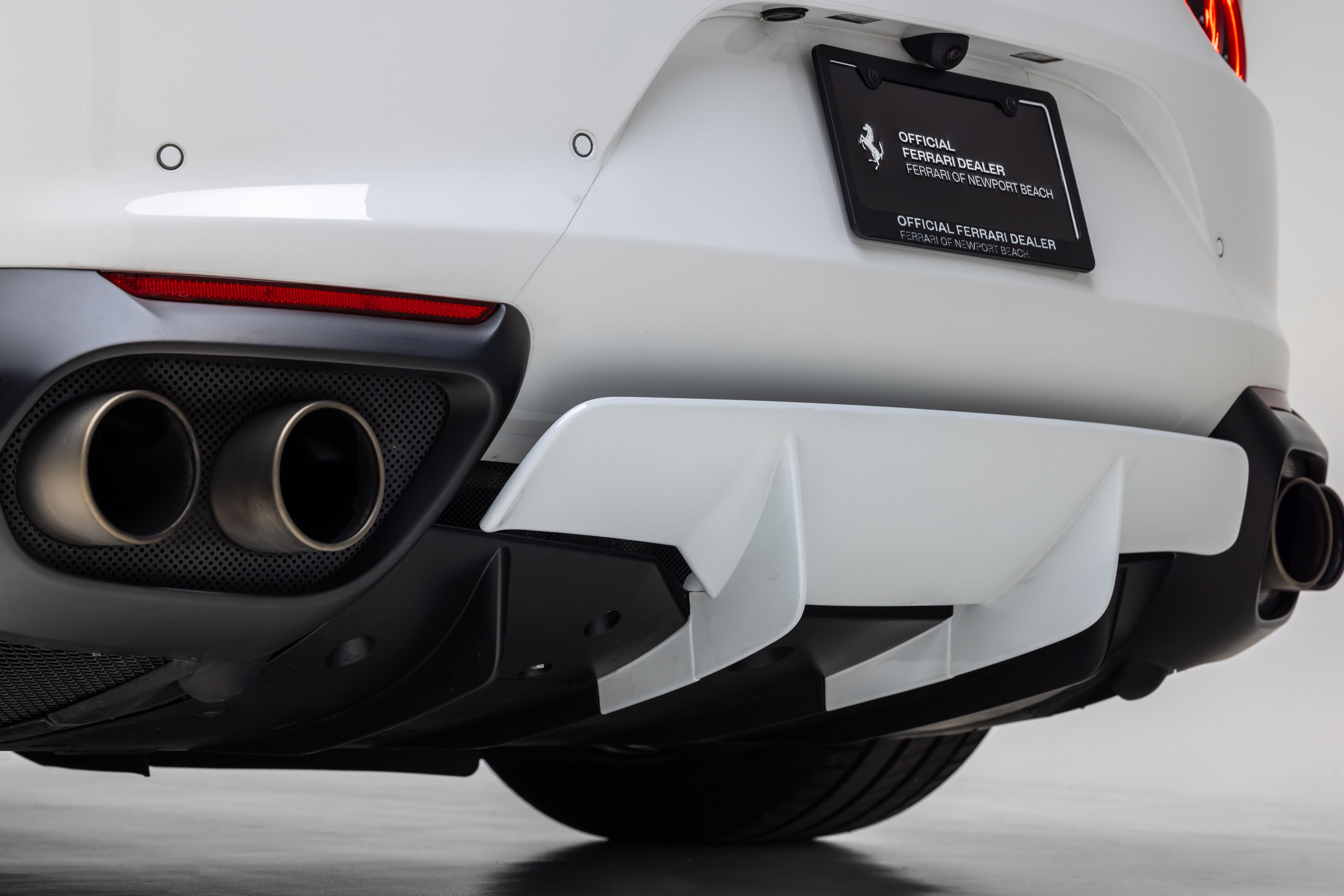 Certified 2019 Ferrari 812 Superfast image 18