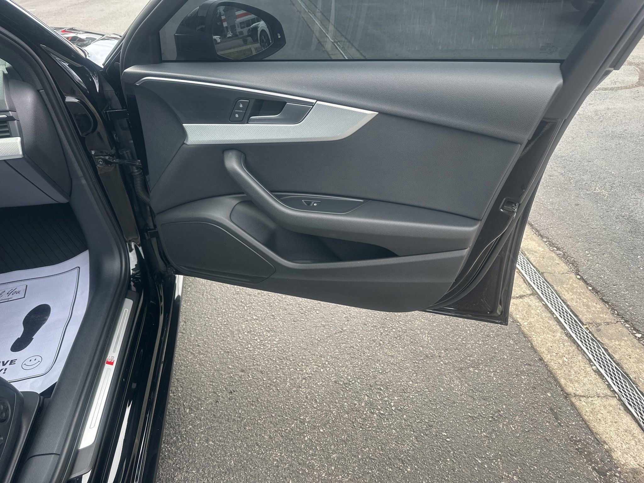 Used 2019 Audi A4 2.0T Premium w/ Convenience Package AWD/4WD image 15