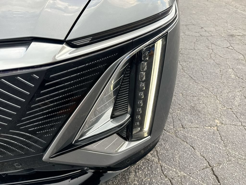 Used 2023 Cadillac Lyriq 2WD image 10