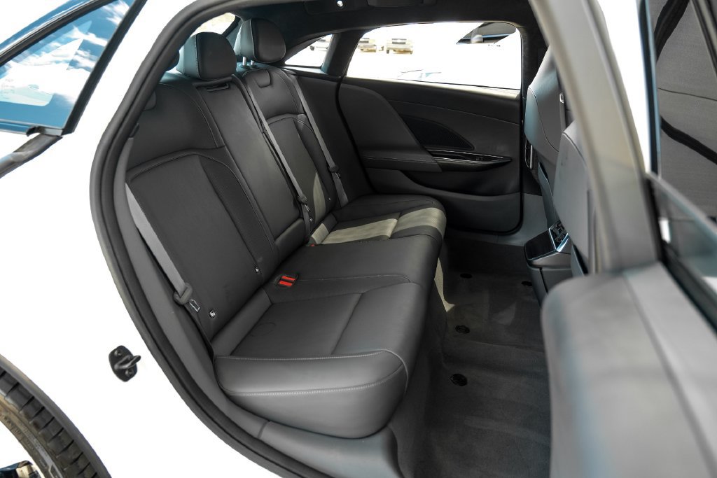Used 2024 Lucid Air Touring AWD/4WD image 43