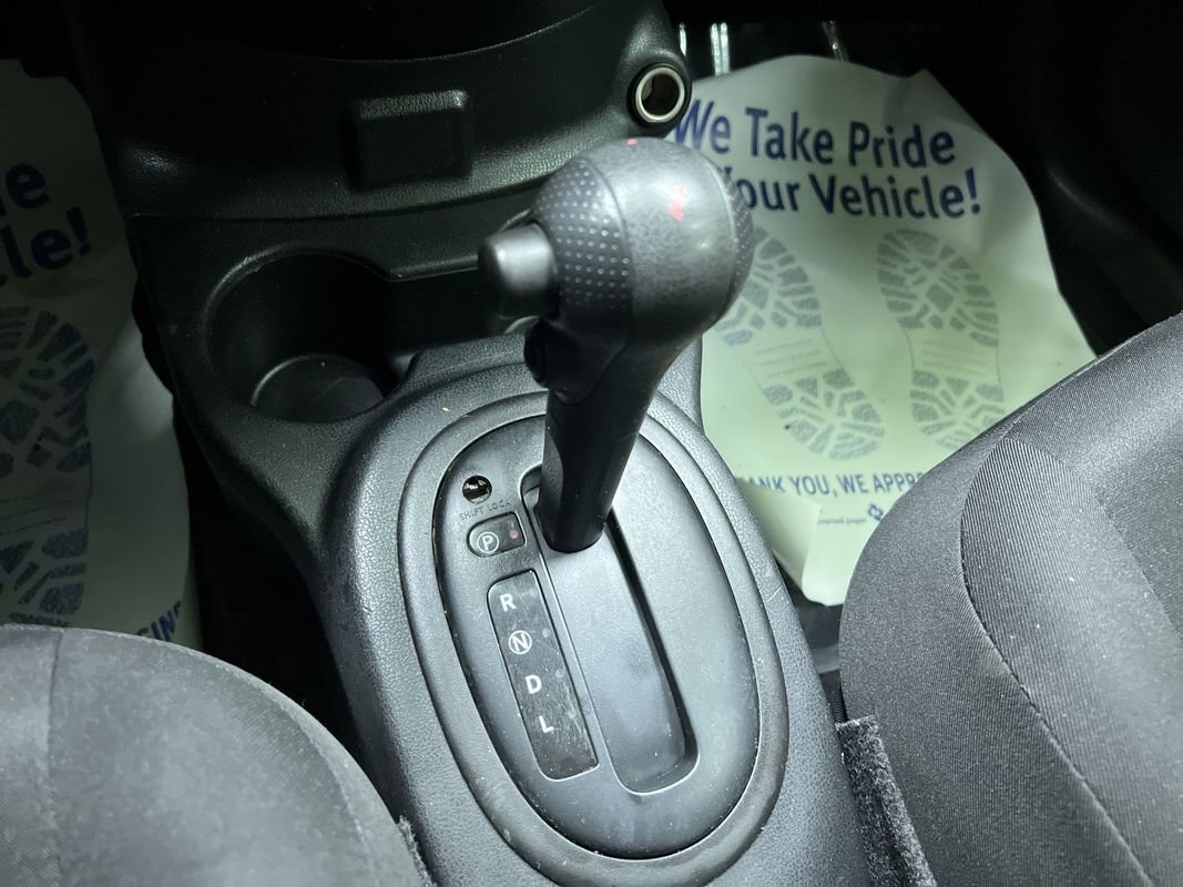Used 2017 Nissan Versa S Plus FWD image 22