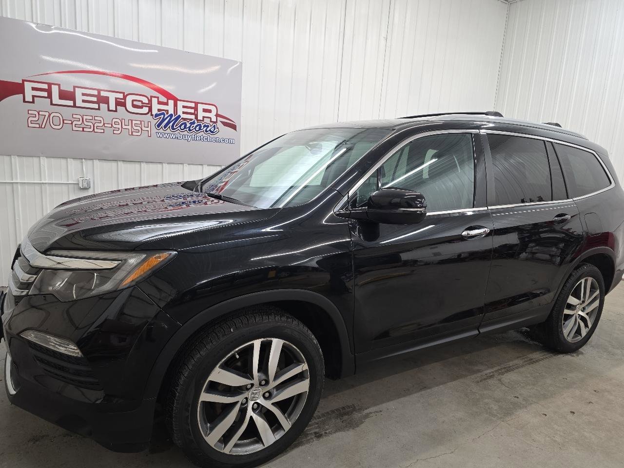 Used 2016 Honda Pilot Touring image 2