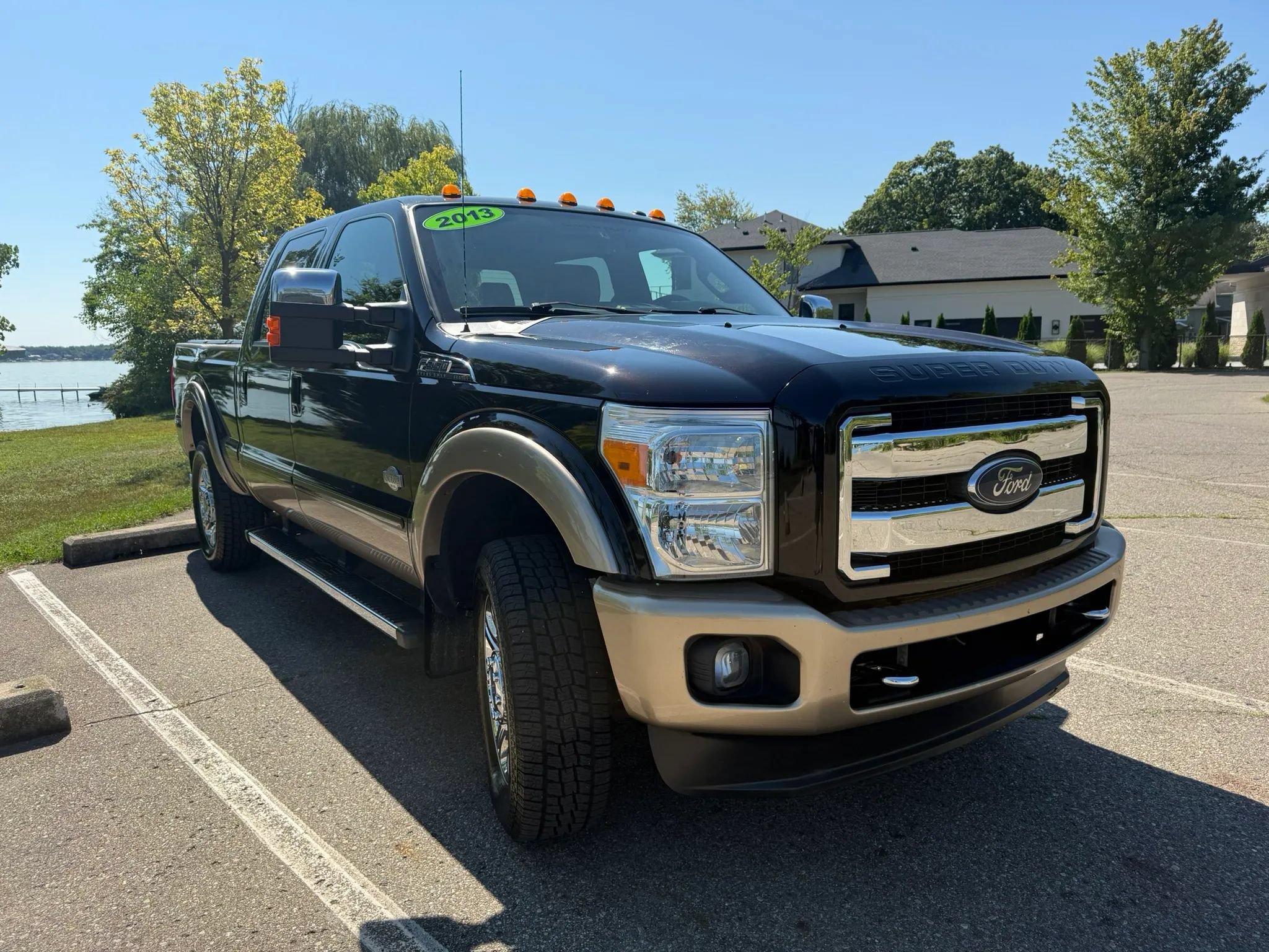 Used 2013 Ford F350 King Ranch w/ King Ranch w/Chrome Pkg AWD/4WD image 3