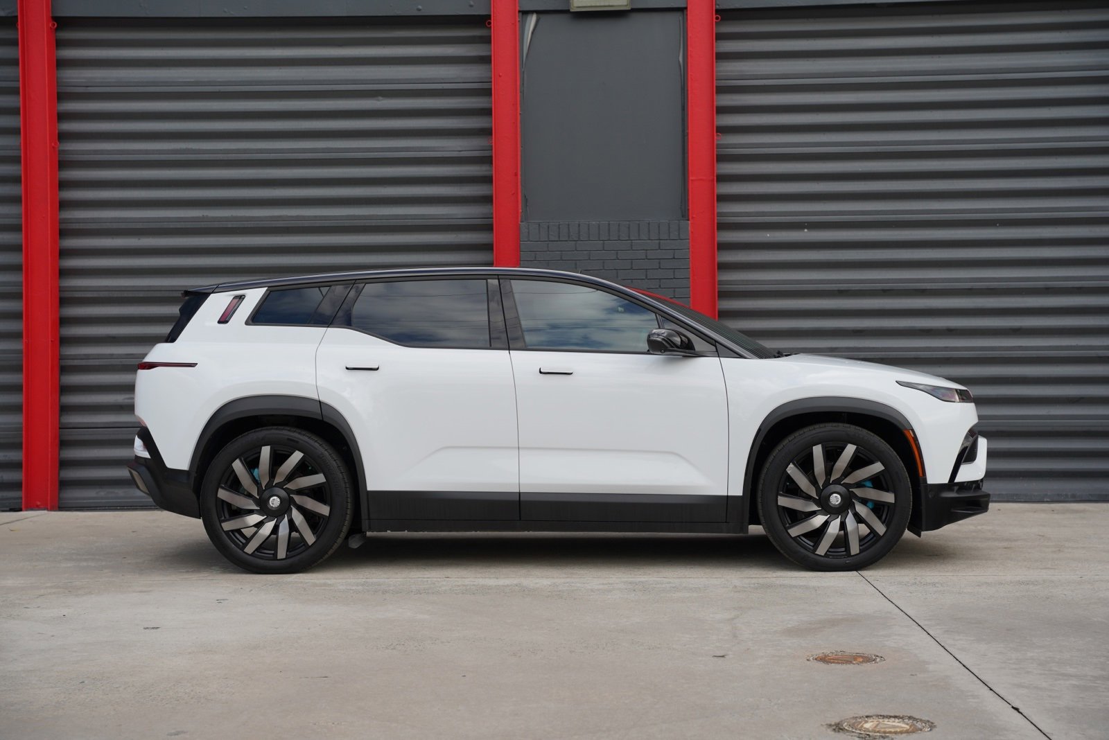 Used 2023 Fisker Ocean Extreme image 8