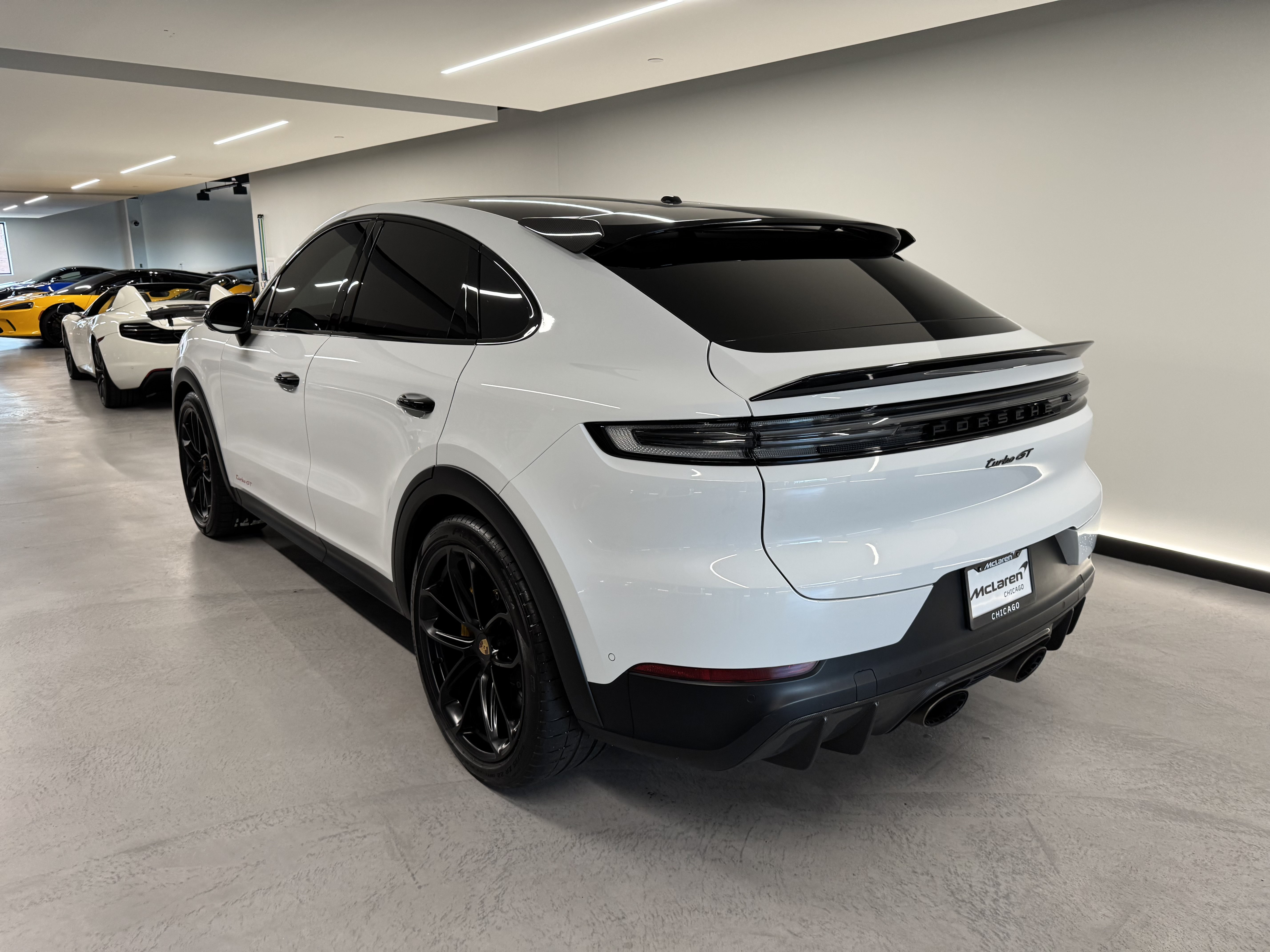 Used 2024 Porsche Cayenne Turbo GT AWD/4WD image 2