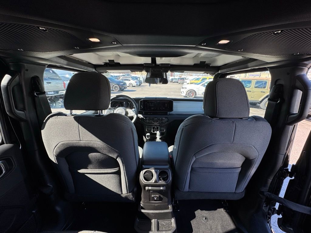 Certified 2025 Jeep Wrangler Unlimited Sahara image 22