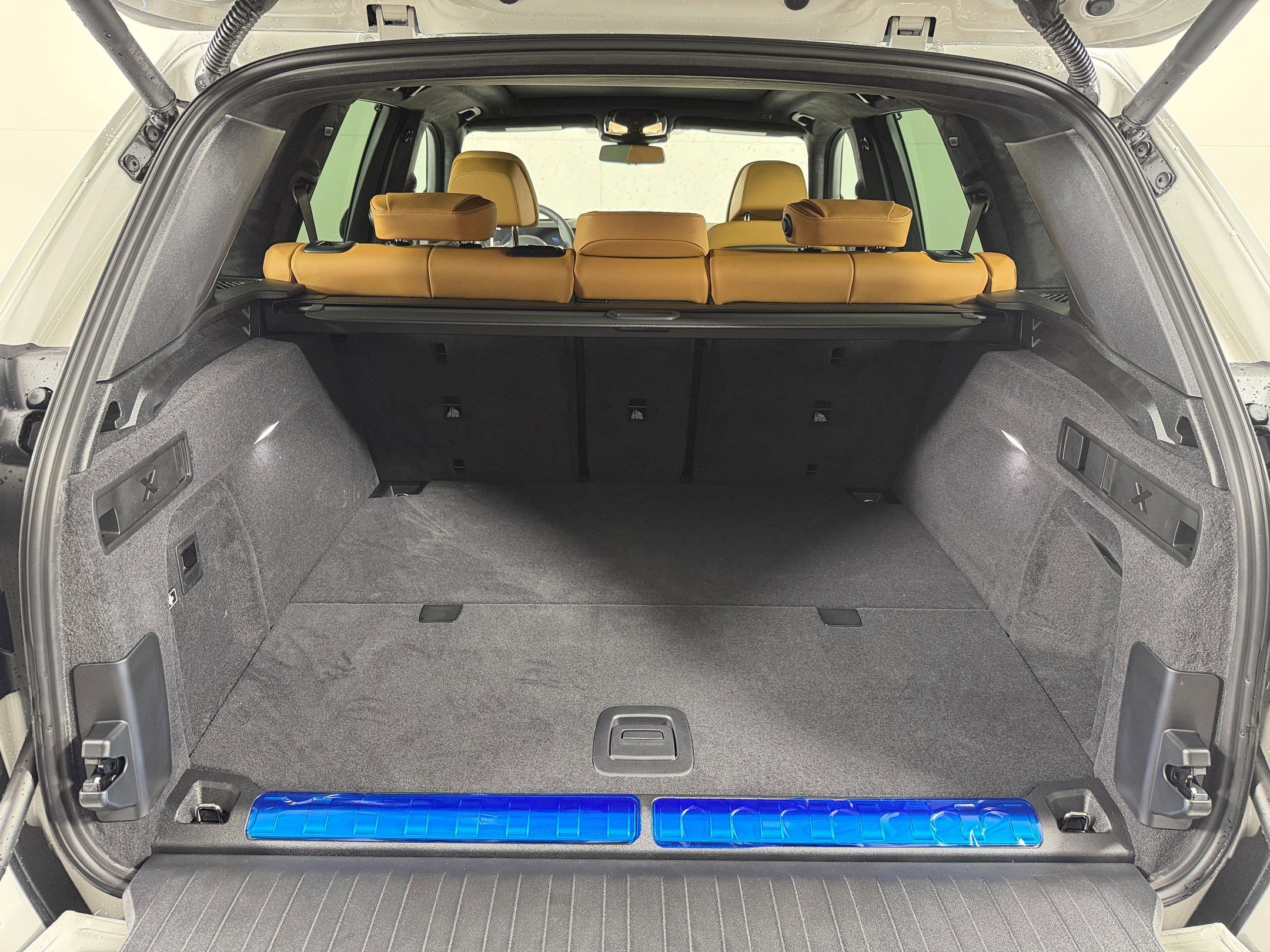 New 2026 BMW X5 xDrive50e w/ Executive Package AWD/4WD image 32