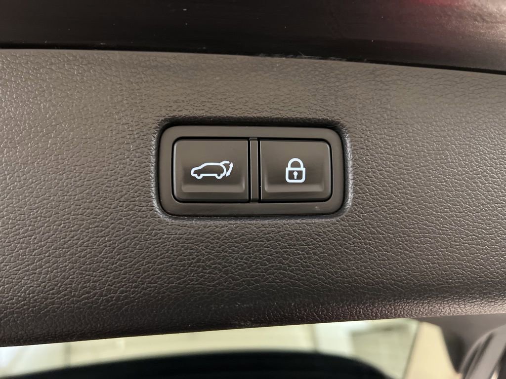 Used 2021 Genesis GV80 2.5T w/ Prestige Package 04 image 38