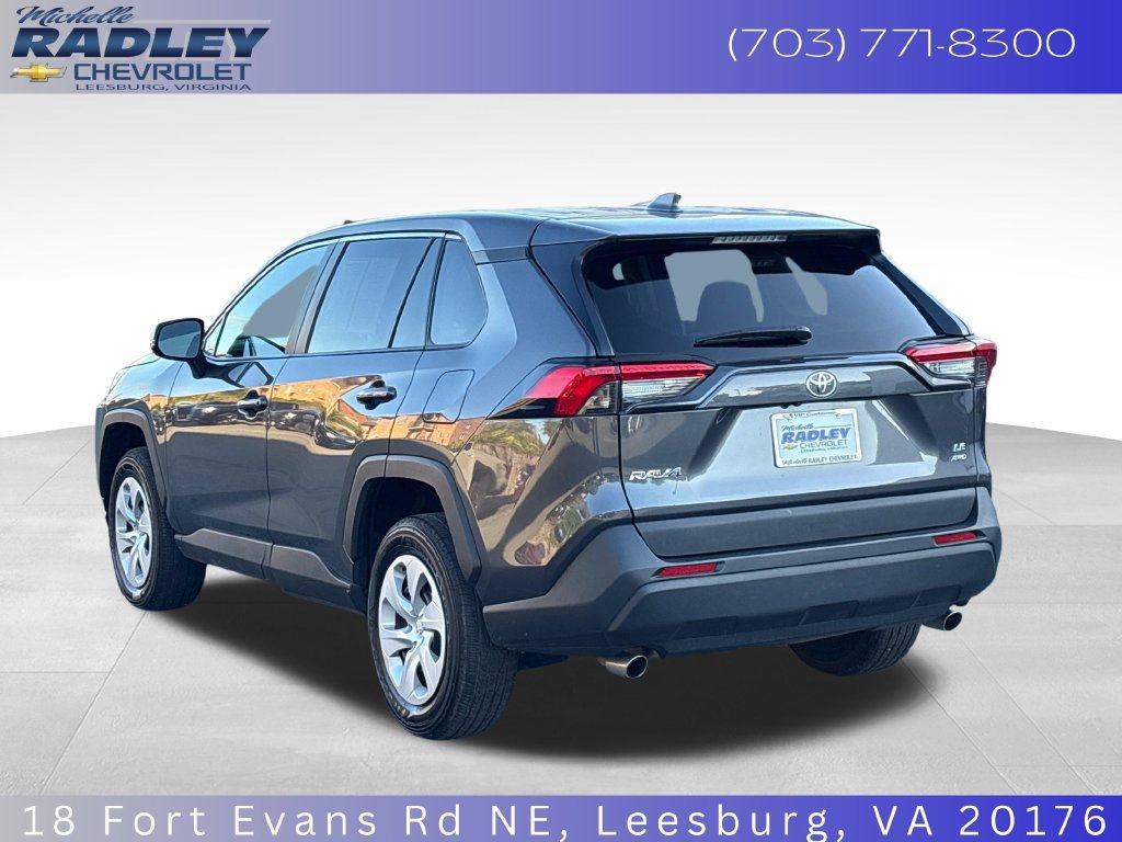 Used 2025 Toyota RAV4 LE AWD/4WD image 3
