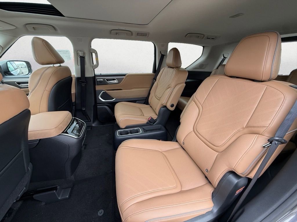 New 2026 INFINITI QX80 Luxe w/ Cargo Package image 13