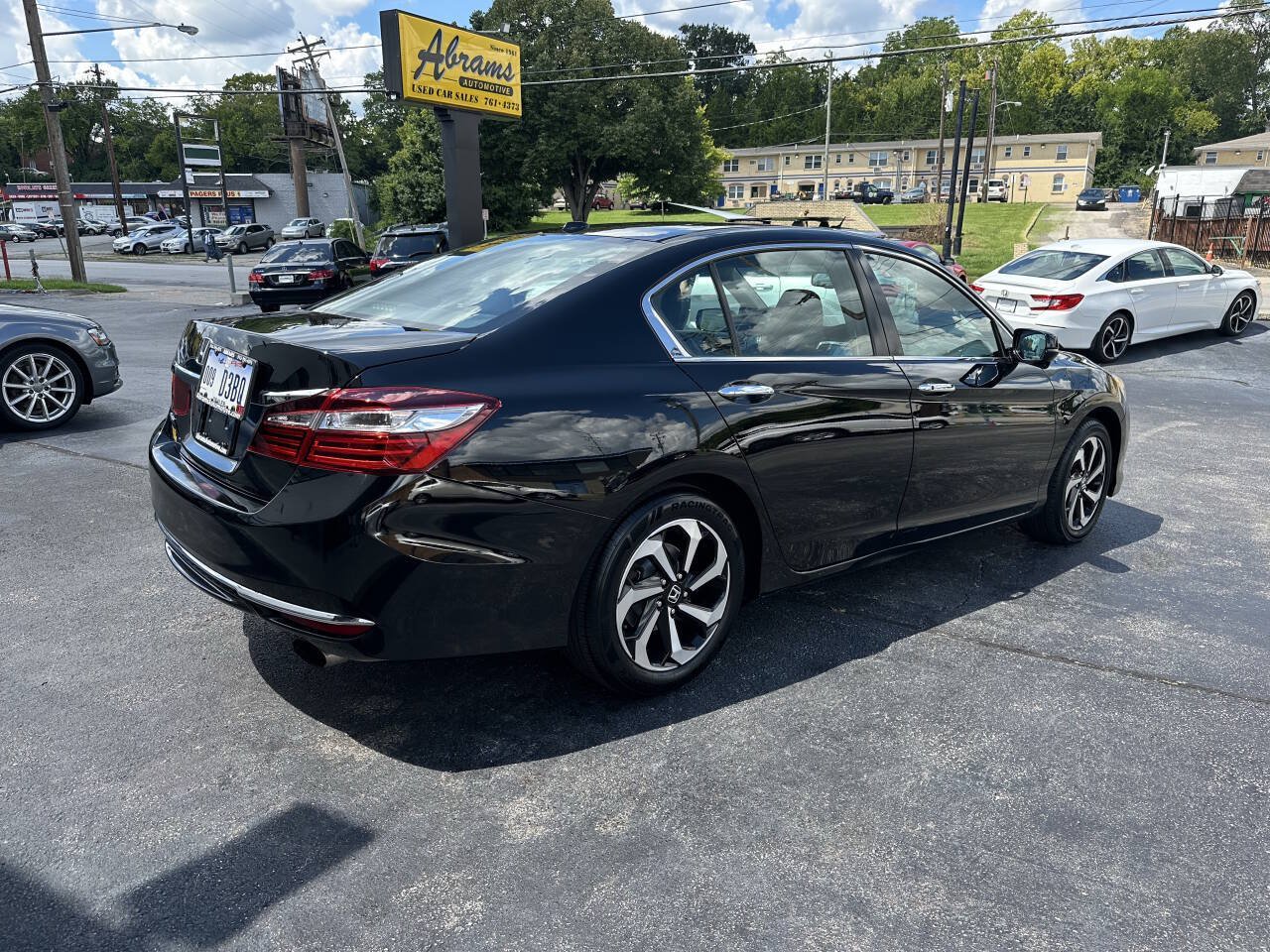 Used 2016 Honda Accord EX-L image 11