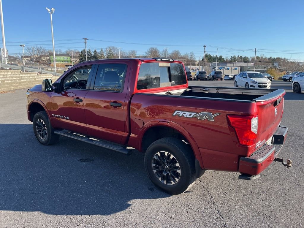 Used 2018 Nissan Titan PRO-4X w/ Pro-4x Convenience Package image 5