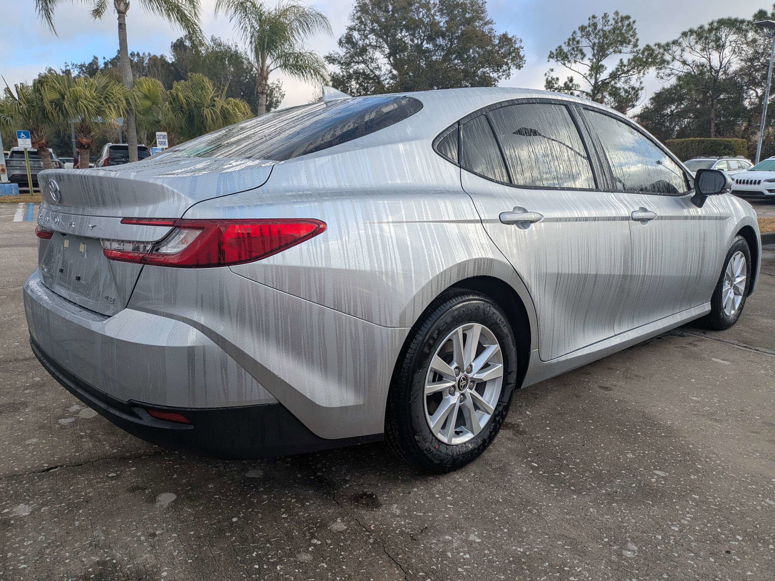 Used 2026 Toyota Camry LE FWD image 4