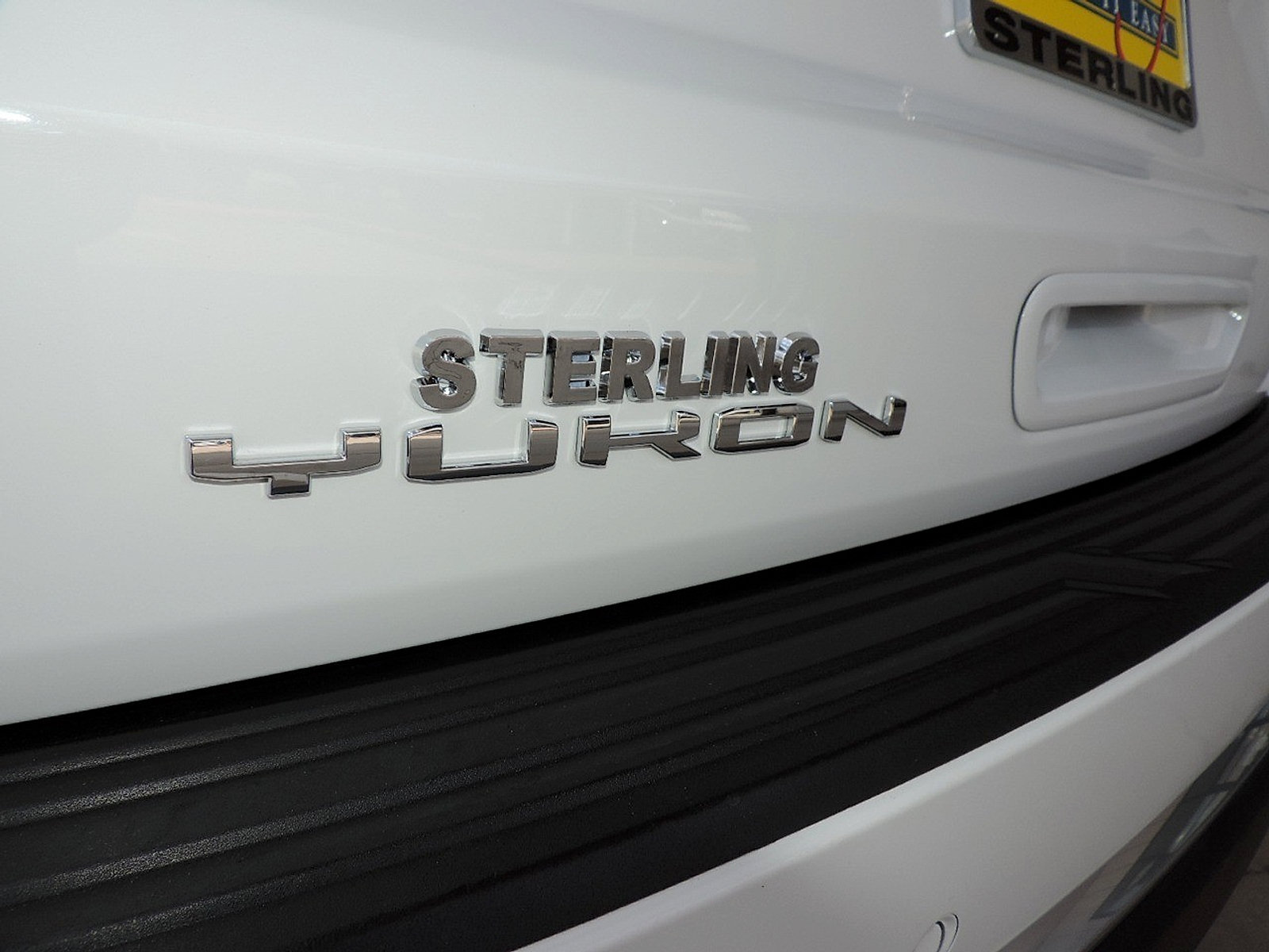 Certified 2025 GMC Yukon XL Denali AWD/4WD image 16