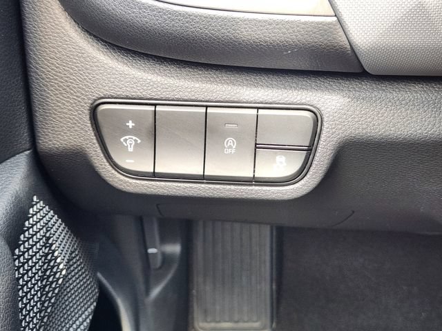Certified 2026 Kia Seltos LX FWD image 21